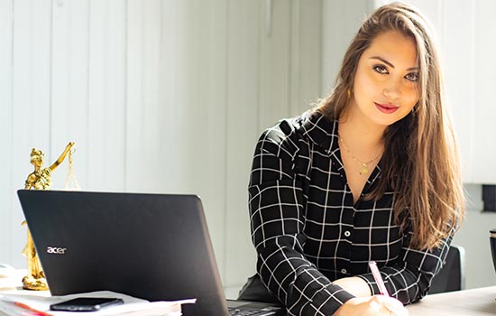 Ilustrasi pendamping panduan bisnis